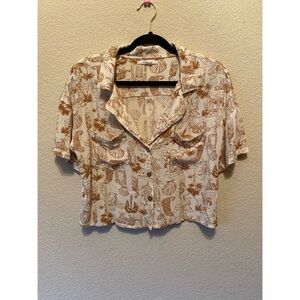 O'Neill Cream and Rust Beach & Animal Print Cropped Button Down Shirt